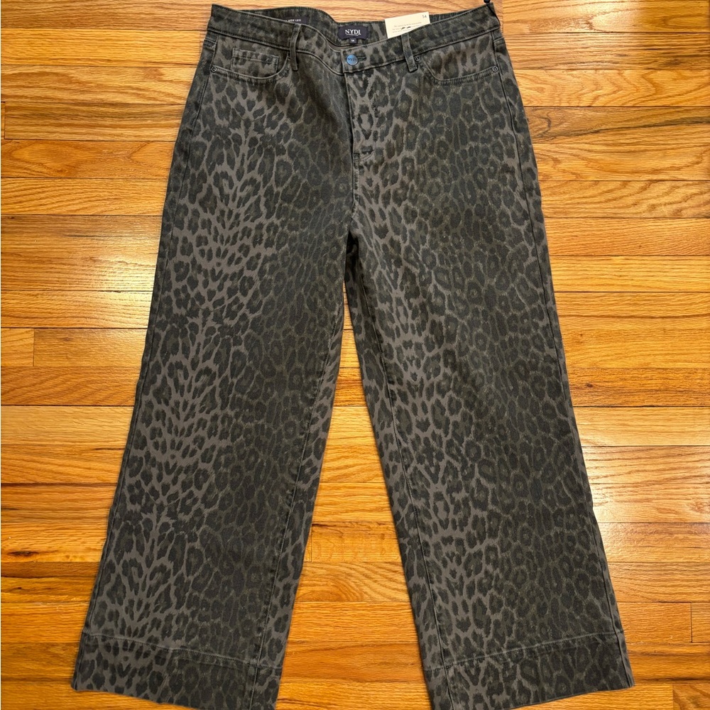 NYDJ Gray Leopard Print Wide Leg Jeans